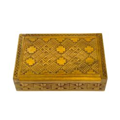 Medinė drožinėta dėžutė 8,5×12,5×3 cm