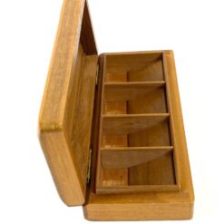 Medinė keturių skyrelių dėžutė 5,5×12,5×3 cm
