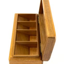 Medinė keturių skyrelių dėžutė 5,5×12,5×3 cm