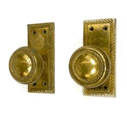 Žalvarinės bumbulo formos rankenos 2 vnt. komplektas 6x5,7x11,1 cm