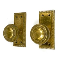 Žalvarinės bumbulo formos rankenos 2 vnt. komplektas 6×5,7×11,1 cm