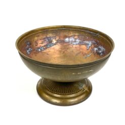 Apvalus žalvarinis serviravimo dubuo su kojele 29,5x29,5x17,5 cm