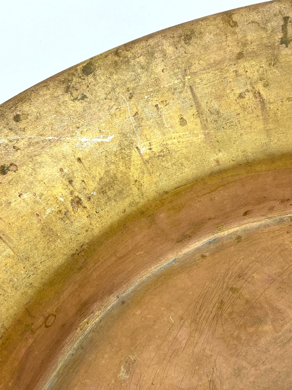 CK0026-metaliniai-indai-7 Žalvarinis dubuo 42,5x43x10,5 cm