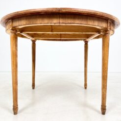 Klasikinio stiliaus apvalus valgomojo stalas 110x110x73 cm