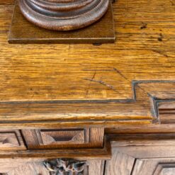 Barokinio stiliaus ąžuolinis dviejų dalių bufetas 54x203x247 cm