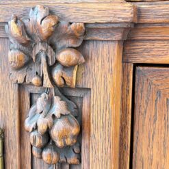 Barokinio stiliaus ąžuolinis dviejų dalių bufetas 54x203x247 cm