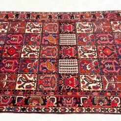 Rankų darbo kilimas “Bakhtiari” iš vilnos 306x198x0,7 cm