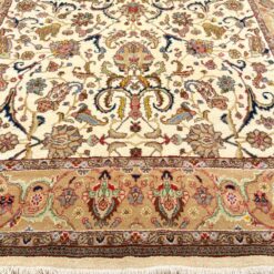 Vilnonis rankų darbo kilimas 345x222x0,7 cm