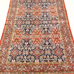 Vilnonis rankų darbo kilimas 210x124x0,5 cm