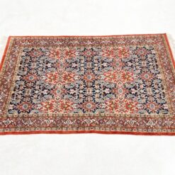 Vilnonis rankų darbo kilimas 210x124x0,5 cm