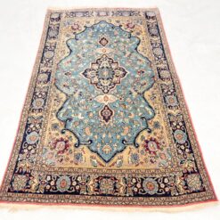 Vilnonis rankų darbo kilimas 237x137x0,5 cm