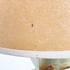 Stalinis šviestuvas iš onikso ir žalvario su kartono gaubtu 25,5×25,5×85,5 cm