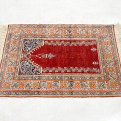 Šilkinis rankų darbo kilimėlis 152x89x0,4 cm