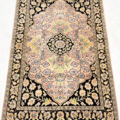 Šilkinis rankų darbo kilimėlis “Qum” 130x80x0,4 cm