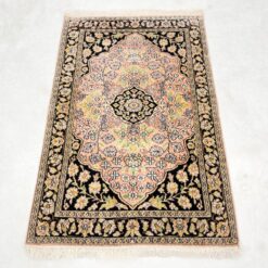 Šilkinis rankų darbo kilimėlis “Qum” 130x80x0,4 cm