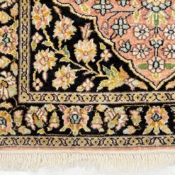 Šilkinis rankų darbo kilimėlis “Qum” 130x80x0,4 cm