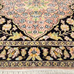 Šilkinis rankų darbo kilimėlis “Qum” 130x80x0,4 cm