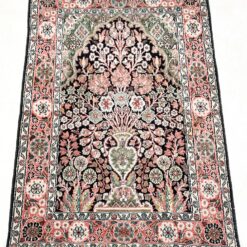 Šilkinis rankų darbo kilimėlis 102x63x0,5 cm