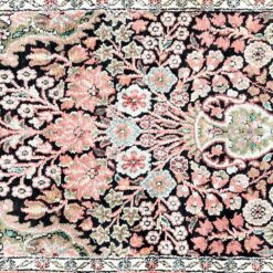 Šilkinis rankų darbo kilimėlis 102x63x0,5 cm