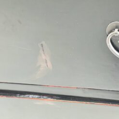 Rytietiška medinė juodos spalvos, aštuonių stalčių komoda 59,5×115,5×114 cm