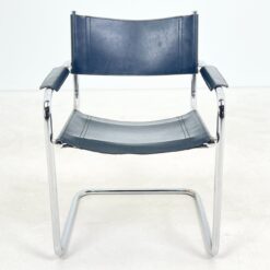 Mid Century stiliaus metalinio rėmo krėslas su eko oda 60x61x82 cm, 43 cm