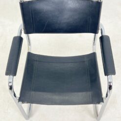 Mid Century stiliaus metalinio rėmo krėslas su eko oda 60x61x82 cm, 43 cm