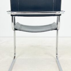 Mid Century stiliaus metalinio rėmo krėslas su eko oda 60x61x82 cm, 43 cm