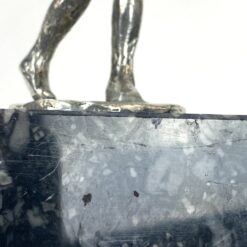 Aliumininė golfo žaidėjo statula ant marmurinio postamento 10x10x21,5 cm