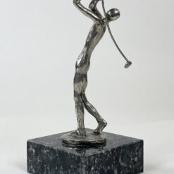 Aliumininė golfo žaidėjo statula ant marmurinio postamento 10x10x21,5 cm