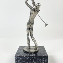 Aliumininė golfo žaidėjo statula ant marmurinio postamento 10x10x21,5 cm