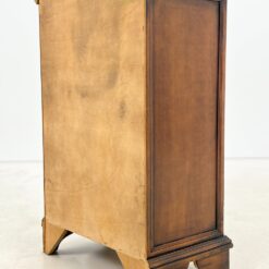 Raudonmedžio spintelė 31x54x79 cm