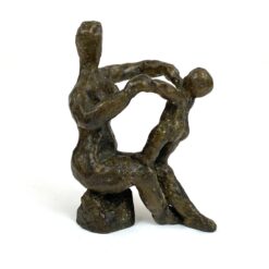 Bronzinė skulptūra "Motina su vaiku" 8,5x8,5x12 cm