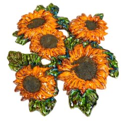 Sieninė pakabinama dekoracija iš molio “Saulėgrąžos” 5x48x52 cm
