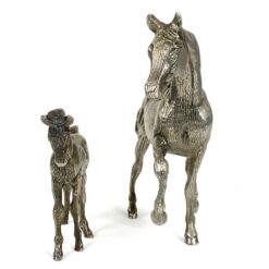 Metalinės žirgų statulos 2 vnt. komplektas 19,5×6,5×16,5 cm