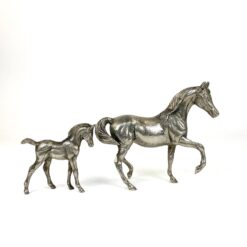 Metalinės žirgų statulos 2 vnt. komplektas 19,5×6,5×16,5 cm