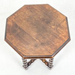 Aštuonkampis ąžuolinis staliukas tekintomis kojomis 37x7x43,5 cm