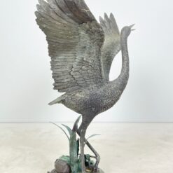 Bronzinė gervės statula 57x91x127 cm
