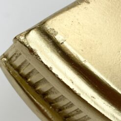 Sieninė pakabinama aukso spalvos gipso konsolytė 13,5x25x13,5 cm