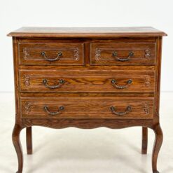 Ąžuolinė keturių stalčių komoda 41x80x79 cm