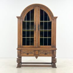 Ispaniško stiliaus ąžuolinis bufetas su žalio stiklo durimis 38x121x190 cm