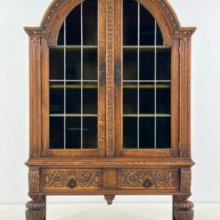 Ispaniško stiliaus ąžuolinis bufetas su žalio stiklo durimis 38x121x190 cm