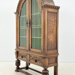 Ispaniško stiliaus ąžuolinis bufetas su žalio stiklo durimis 38x121x190 cm