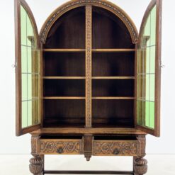 Ispaniško stiliaus ąžuolinis bufetas su žalio stiklo durimis 38x121x190 cm