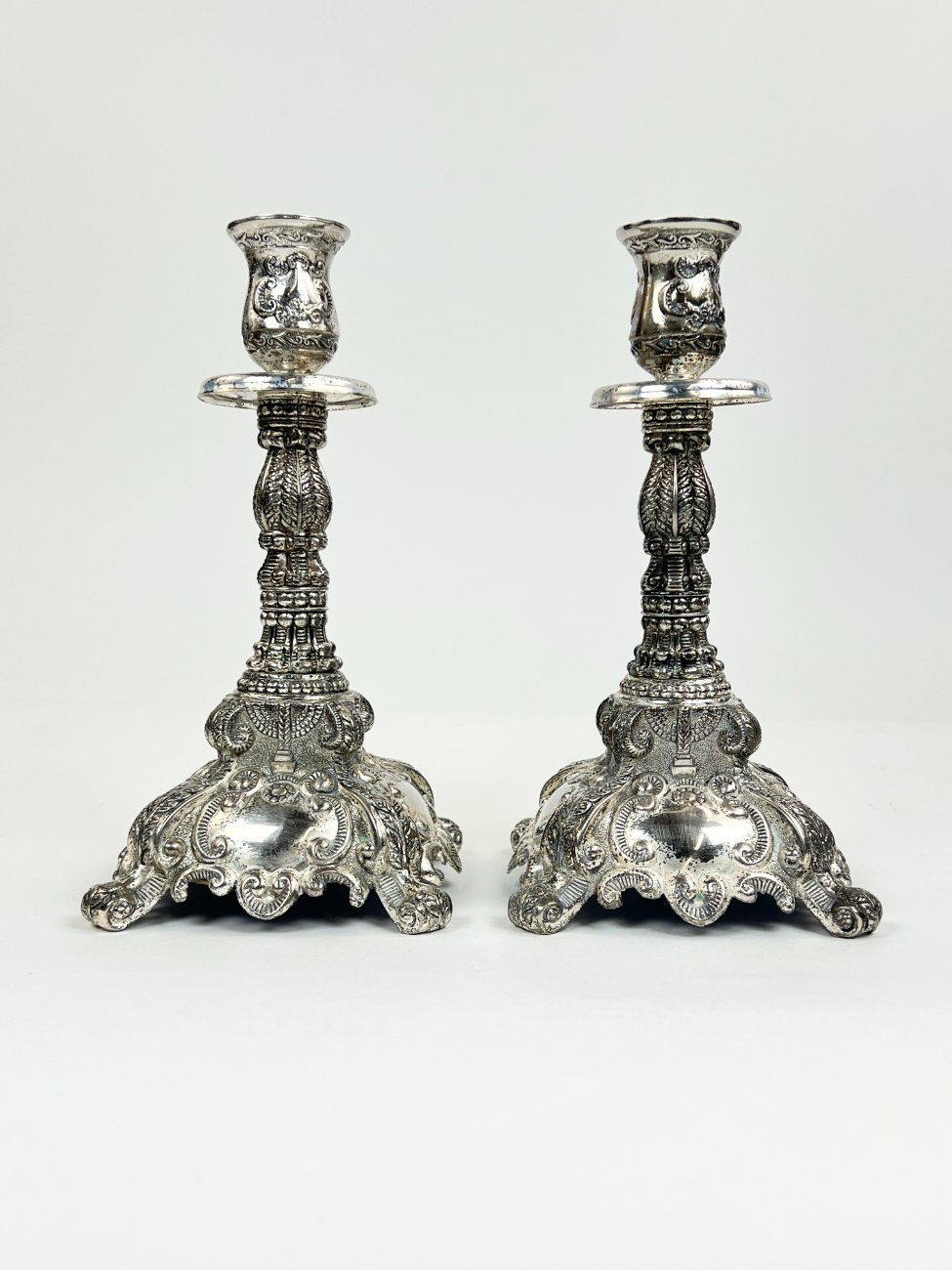 DR0073-zvakides-1 Metalinės žvakidės 2 vnt. komplektas 13x13x24 cm