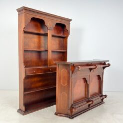 Riešutmedžio pastatomos lentynos ir baro 2 vnt. komplektas