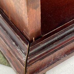 Riešutmedžio pastatomos lentynos ir baro 2 vnt. komplektas