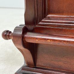 Riešutmedžio pastatomos lentynos ir baro 2 vnt. komplektas