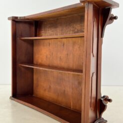 Riešutmedžio pastatomos lentynos ir baro 2 vnt. komplektas