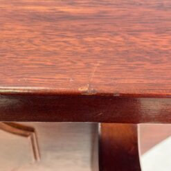 Riešutmedžio pastatomos lentynos ir baro 2 vnt. komplektas