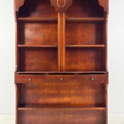 Riešutmedžio pastatomos lentynos ir baro 2 vnt. komplektas